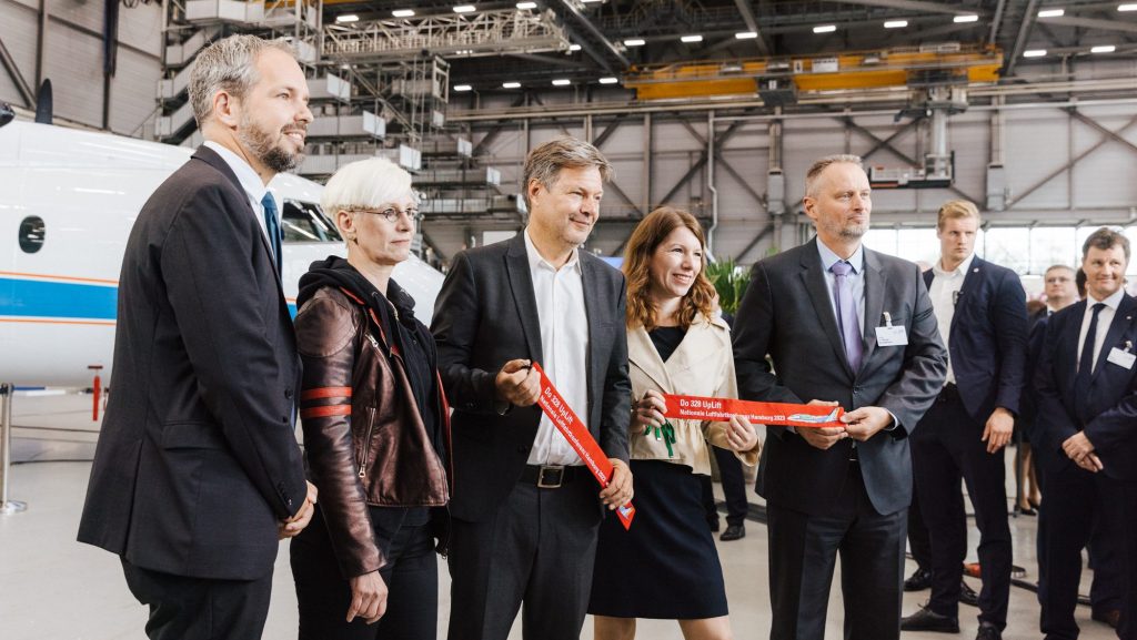 Gruppenfoto Nationale Luftfahrtkonferenz in Hamburg 2023